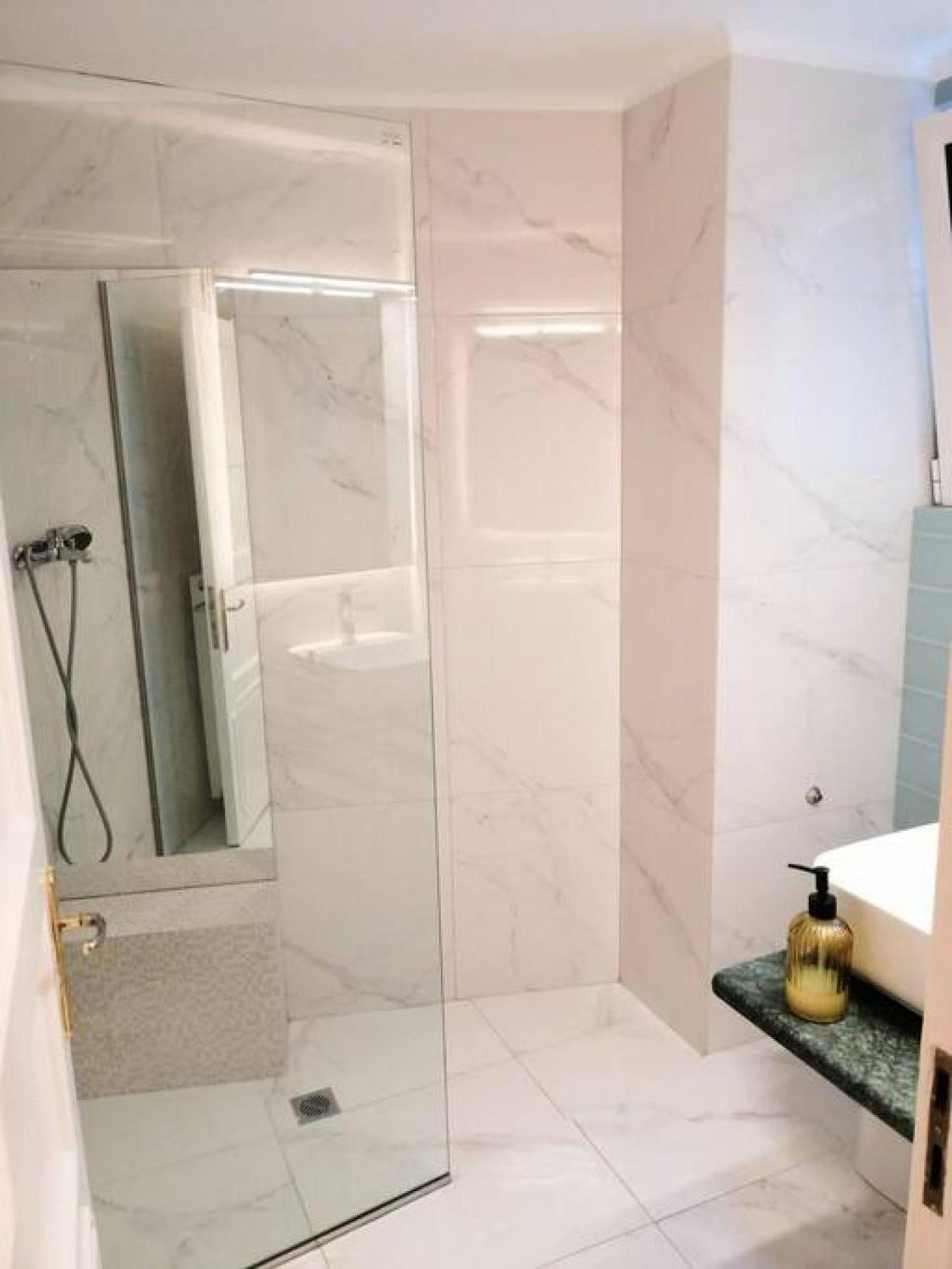 Elegant Apartment In Syntagma Square Atény Exteriér fotografie